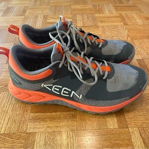 Keen Versacore Waterproof Shoe 13 Hiking